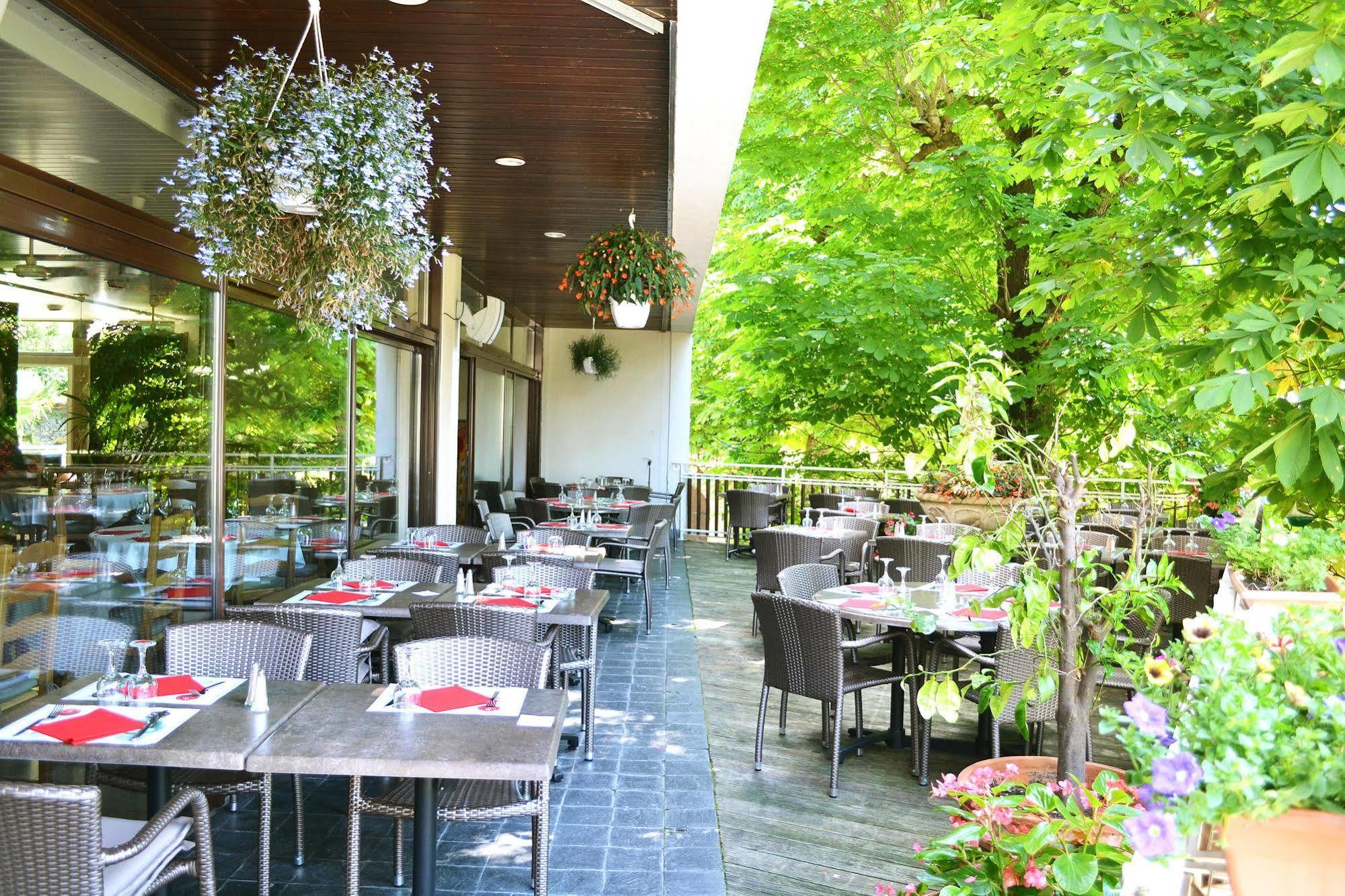 Hotel La Scala Pithiviers Eksteriør bilde